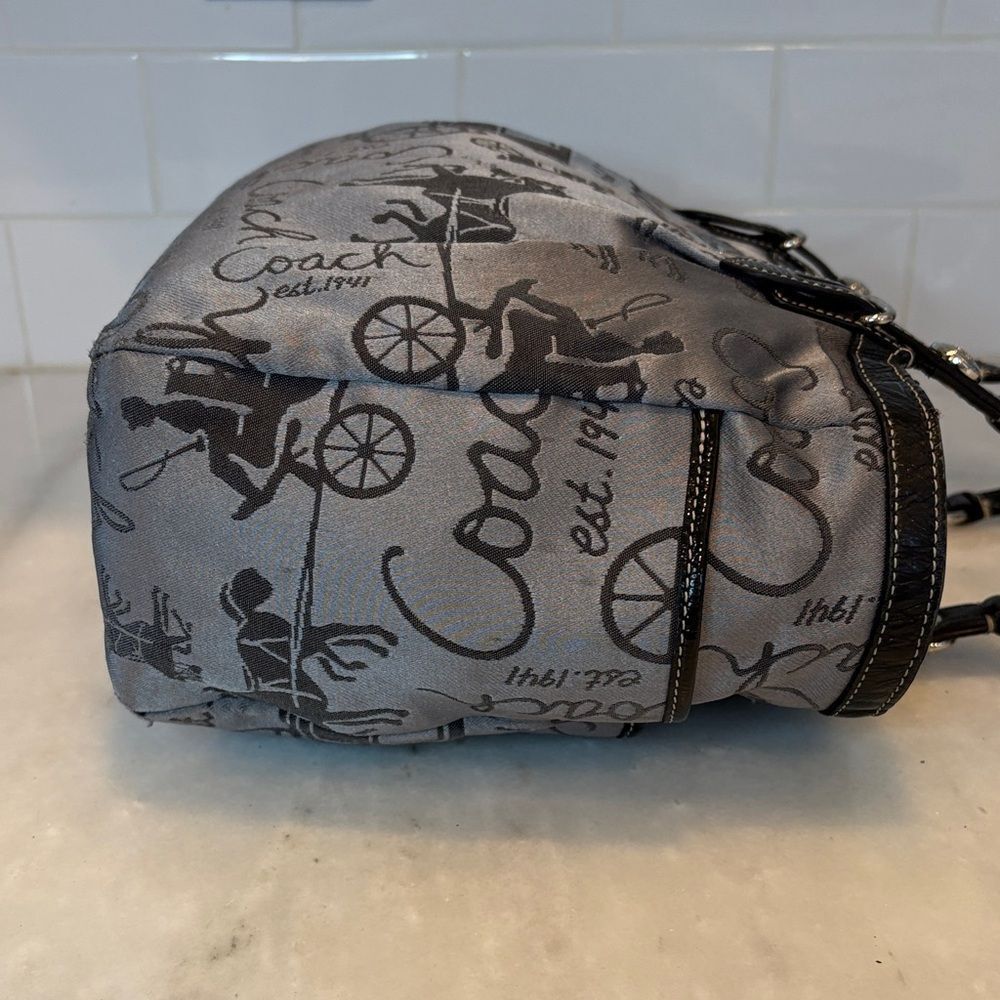 Coach Bag Purse Handbag Horse Carriage Signature Gray Silver EW Tote Pocketbook - Picture 6 of 16